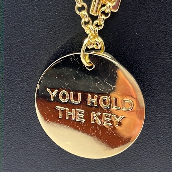 Key-Heart- Necklaces Layered Necklace Gold Tone with Rhinestones 🔑 ❤️ Necklace - Picture 8 of 14